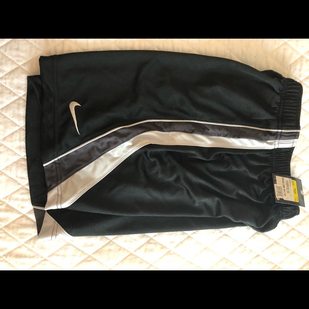 Boys NWT Nike Dri Fit Shorts